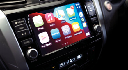 Navara LE touch screen entertainment system
