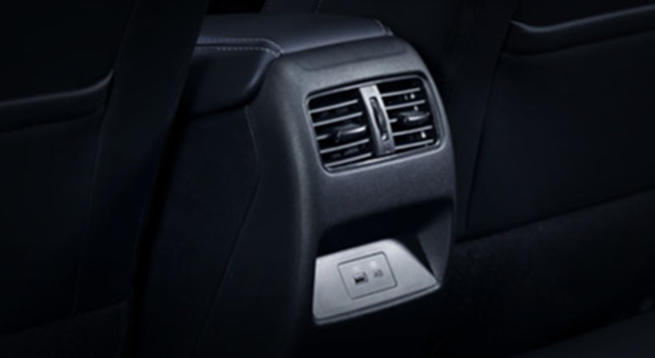 Rear facing air-conditioner vents-Vehicle Feature Image